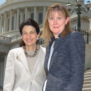 Kathy Simmons (DVM '84) with U.S. Senator Olympia Snowe