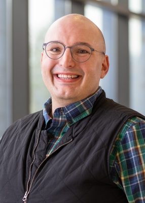Headshot of Robert McCarthy.